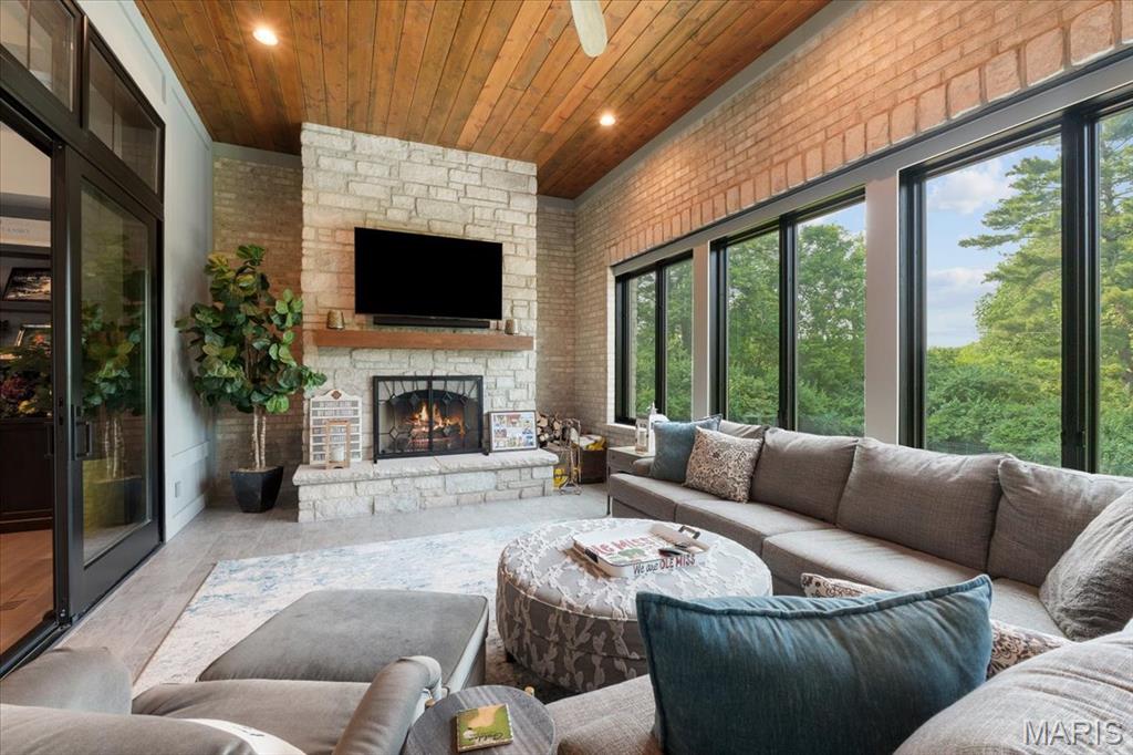 Topping Acres - Residential
