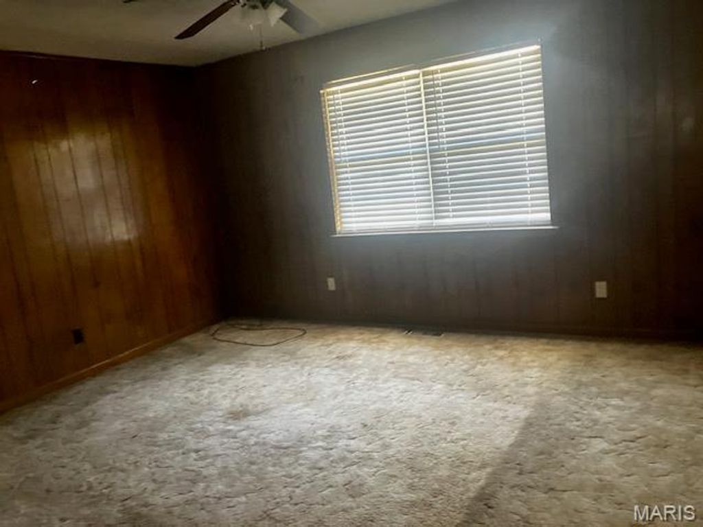 Photo of 1302 W Murray Lane, Sikeston, MO 63801 (MLS # 25079973)