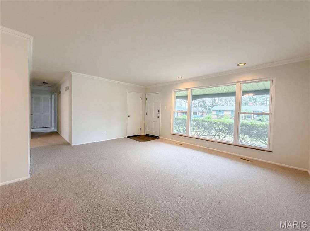 Photo of 569 Lodge Drive, St Louis, MO 63126 (MLS # 26029066)