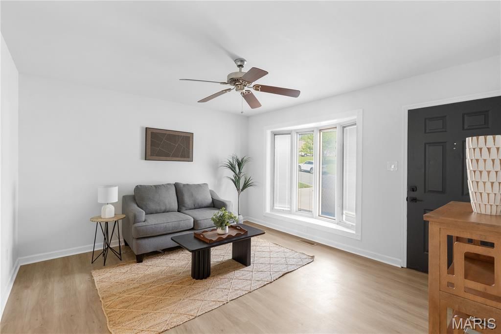 Photo of 7 Gran Lin Court, St Charles, MO 63303 (MLS # 26024343)