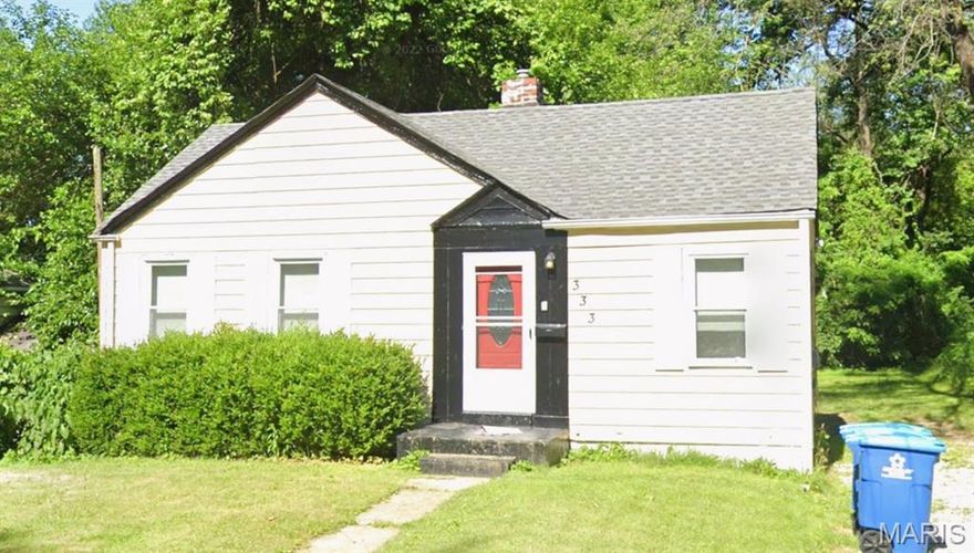 Investment opportunity being listed for short sale. Property is currently occupied by tenants. DO NOT DISTURB TEANANTS. Property is being sold as-is. Seller to do no repairs or pay for any inspections.