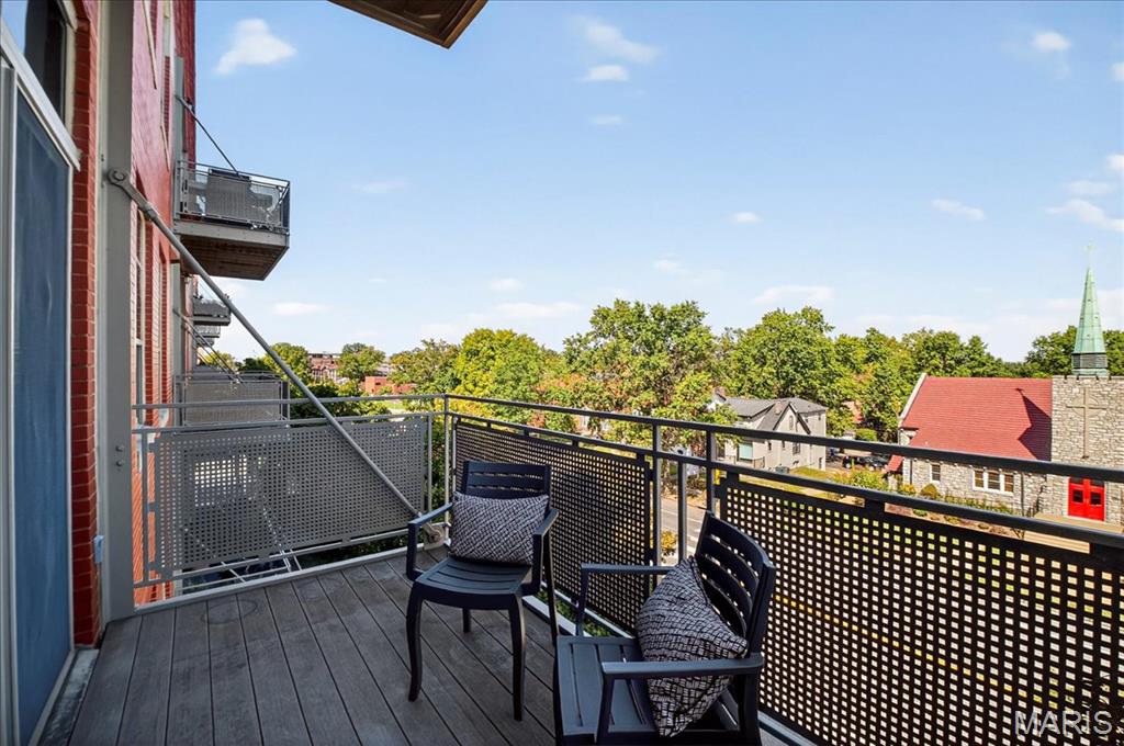 Hi-Pointe Lofts A Condo The - Residential