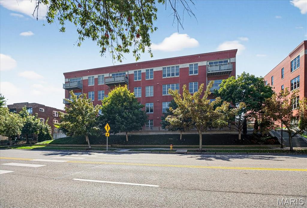 Hi-Pointe Lofts A Condo The - Residential