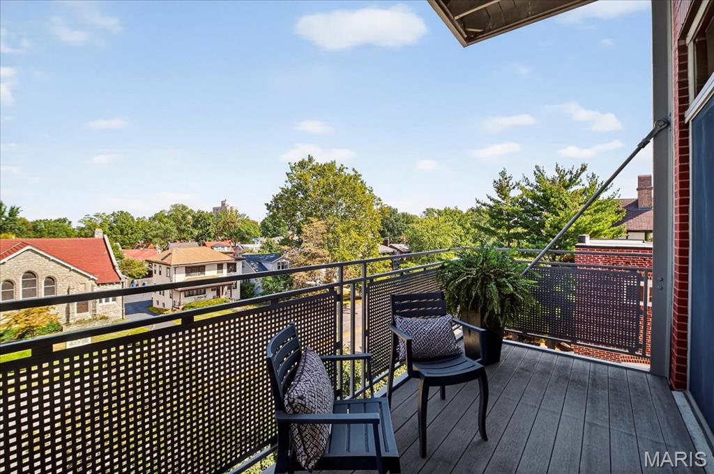 Hi-Pointe Lofts A Condo The - Residential