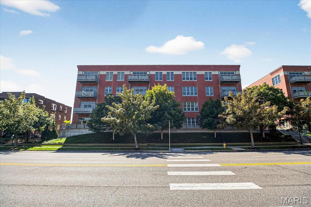 Hi-Pointe Lofts A Condo The - Residential