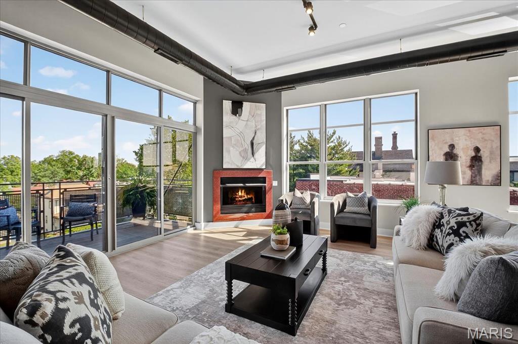 Hi-Pointe Lofts A Condo The - Residential