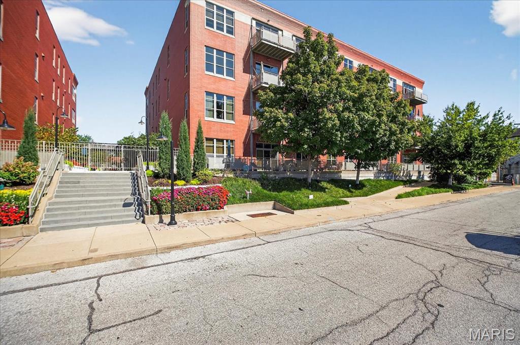 Hi-Pointe Lofts A Condo The - Residential