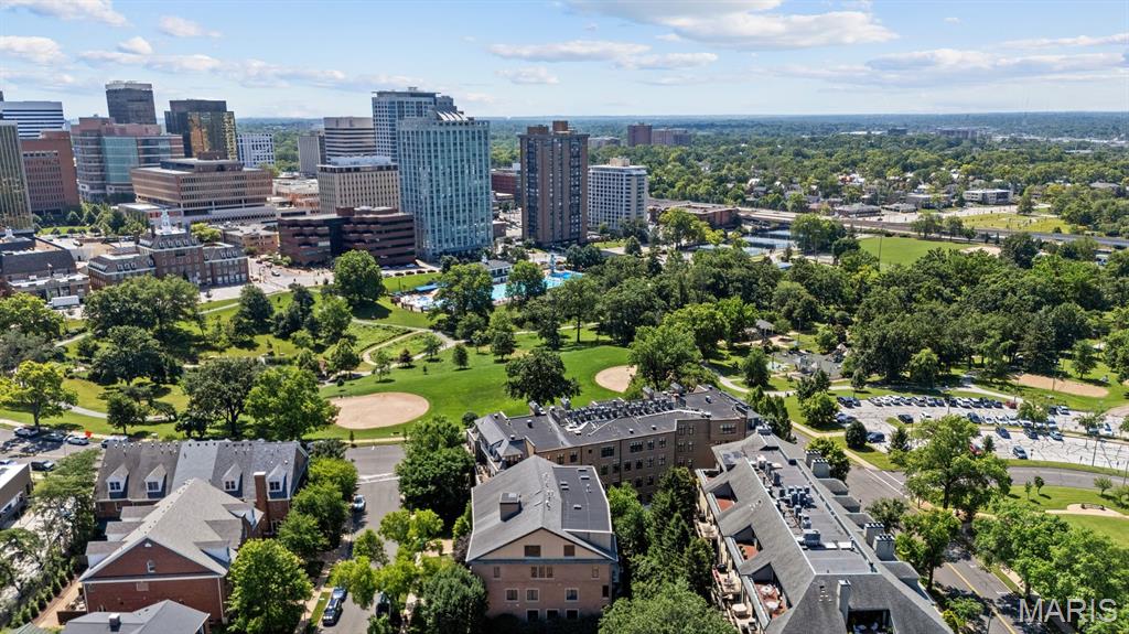 6 Brighton Way Condo - Residential