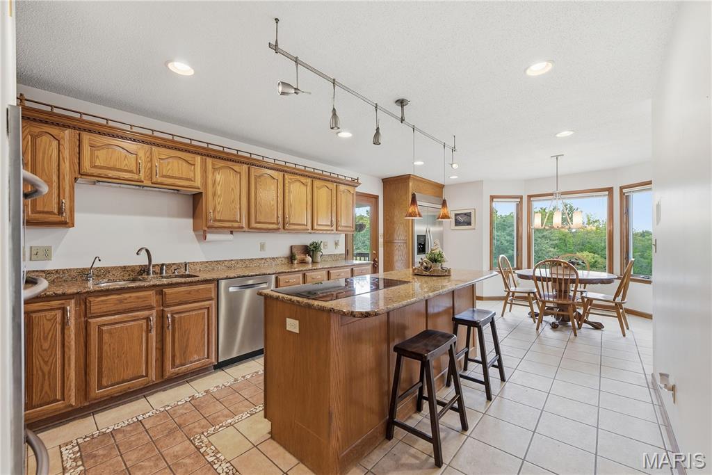 1409 Boone Valley Ridge