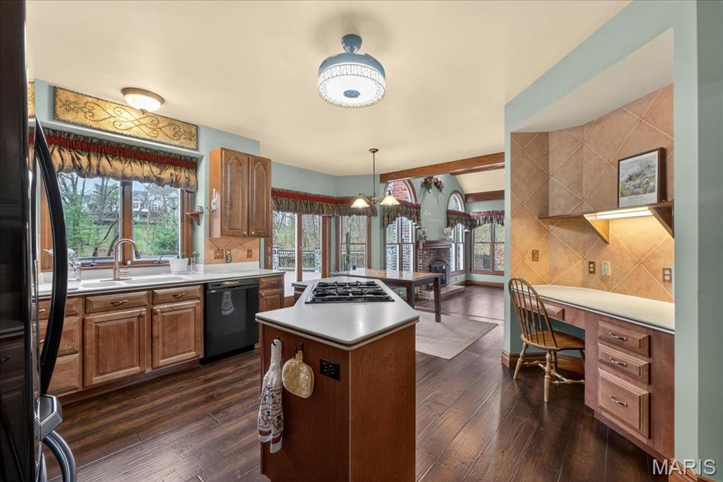 Wildhorse Village F - Residential