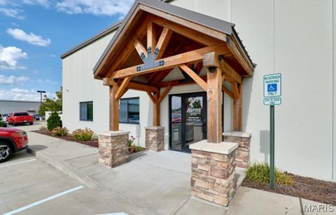 305 Parkway Industrial Drive Lake St Louis MO 63367