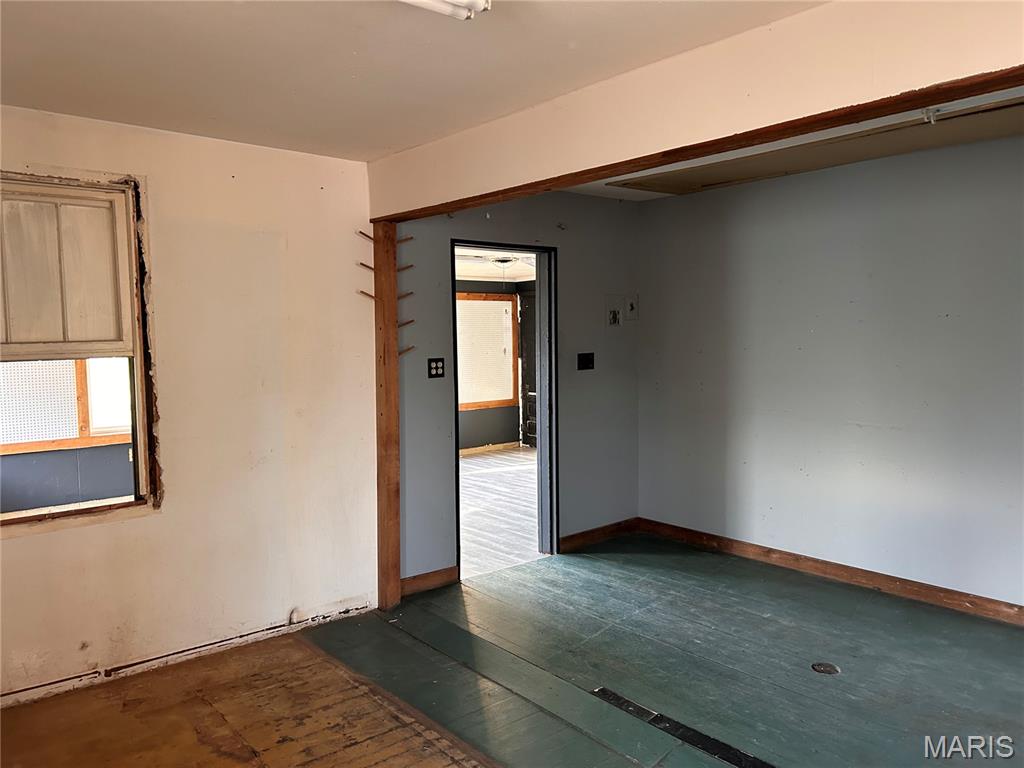 Hewitt - Commercial Sale
