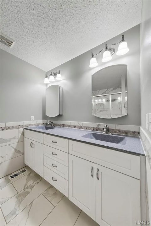 Tiny photo for 2167 Old Highway 61, Troy, MO 63379 (MLS # 26044536)