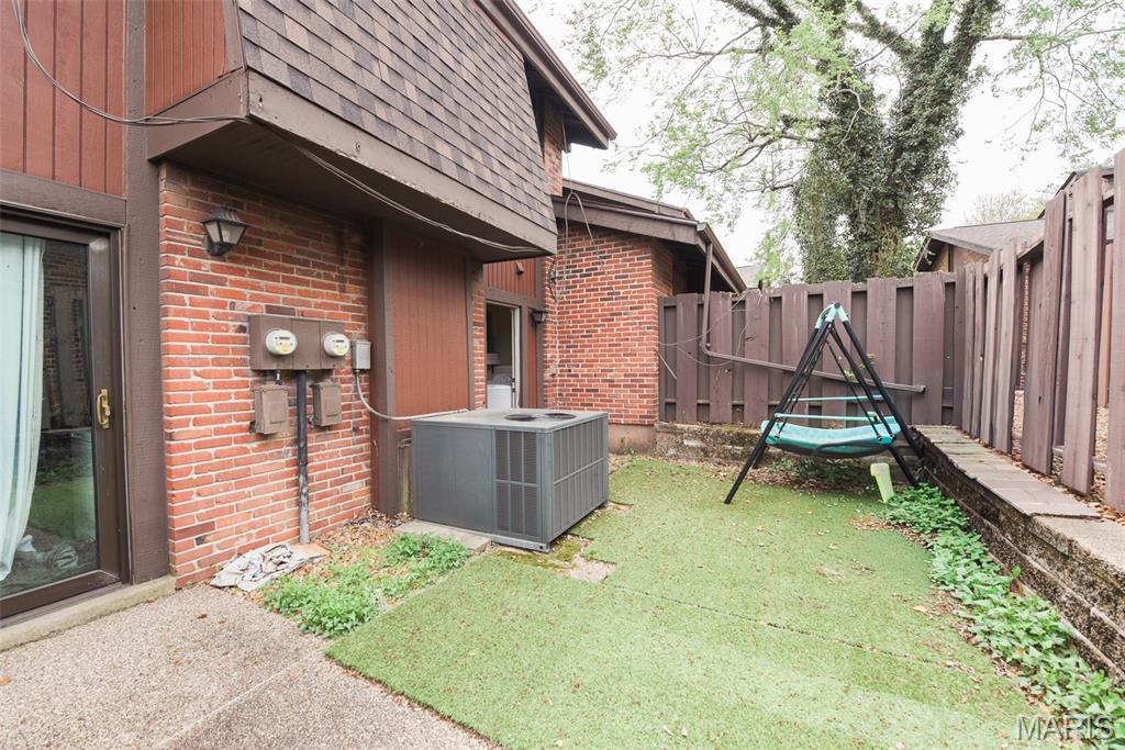 Heatherbrook Condo Sec 1 2nd - Residential