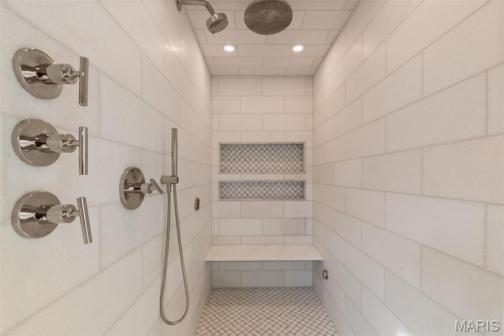 Tregaron - Residential