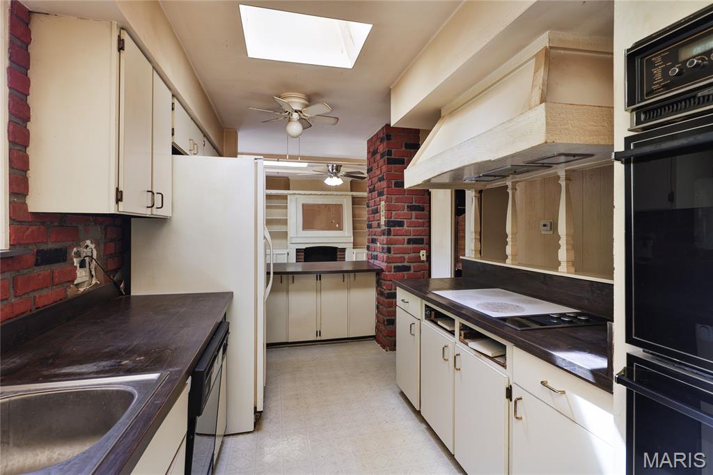 Camelot Gardens - Residential