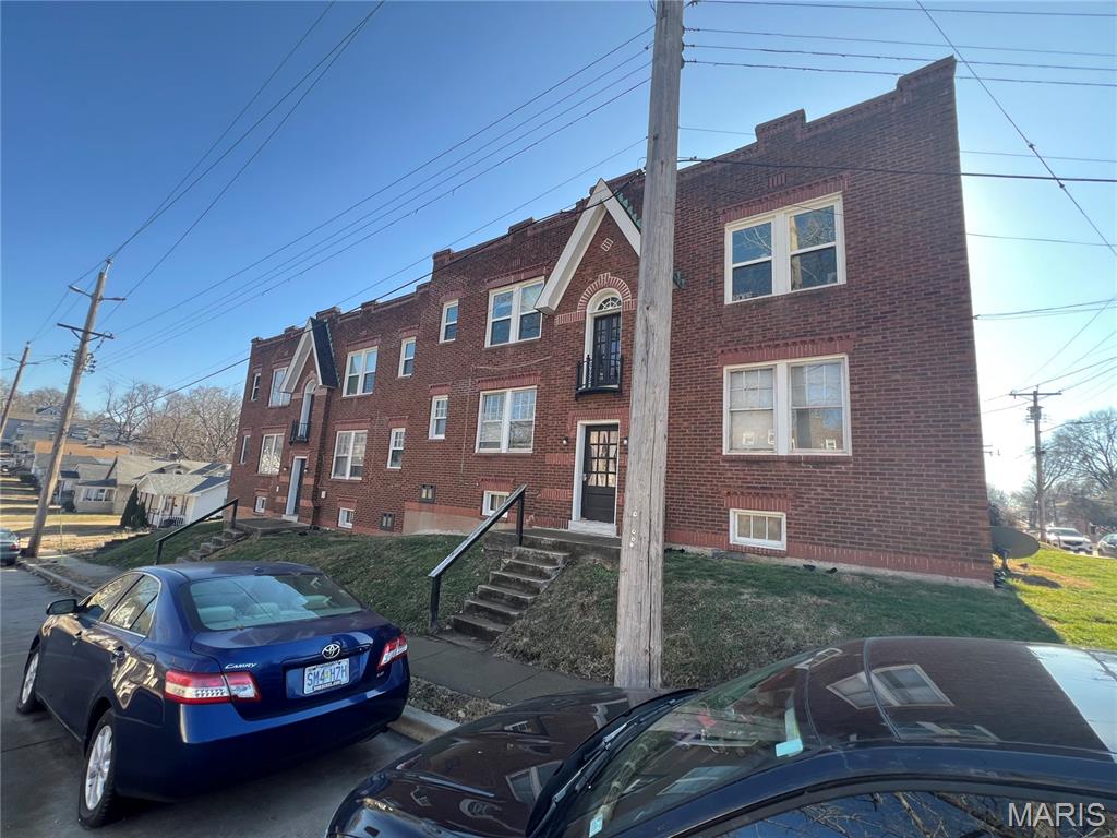 Richs - Residential Lease