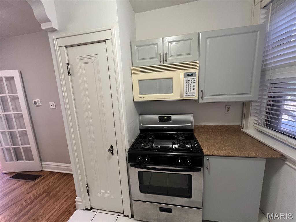 Richs - Residential Lease