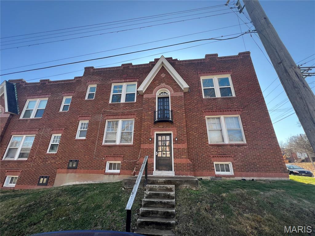 Richs - Residential Lease