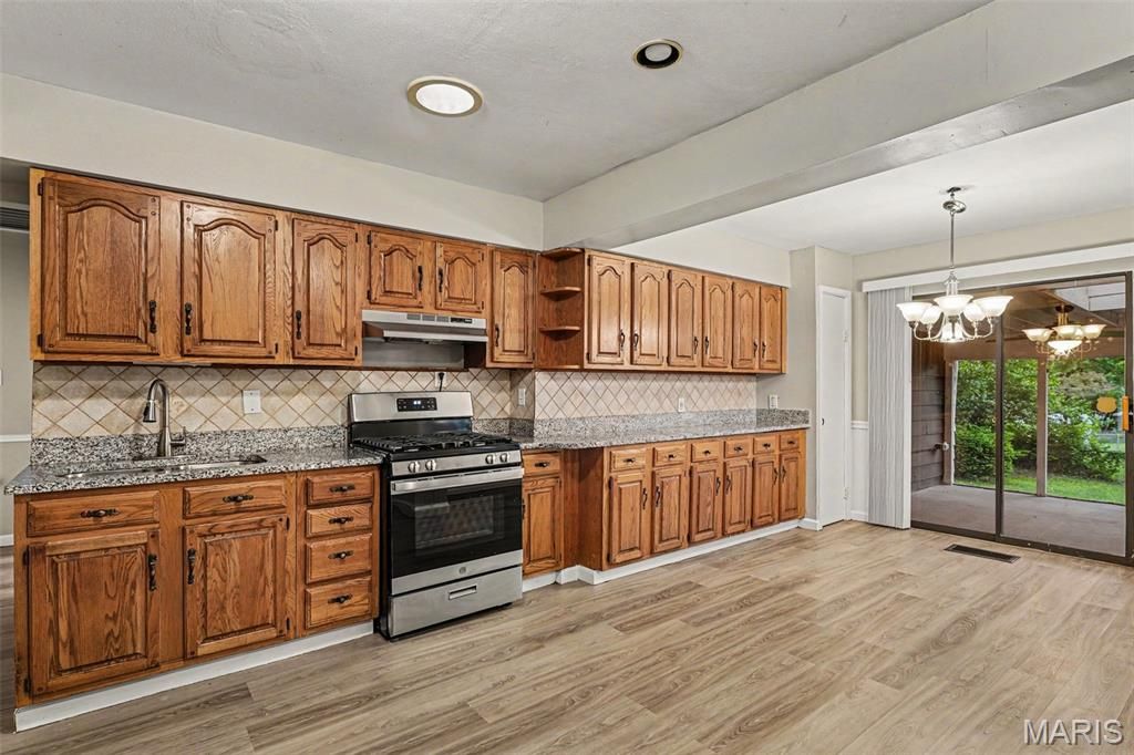 Photo of 1160 S Lafayette Street, Florissant, MO 63031 (MLS # 26027908)