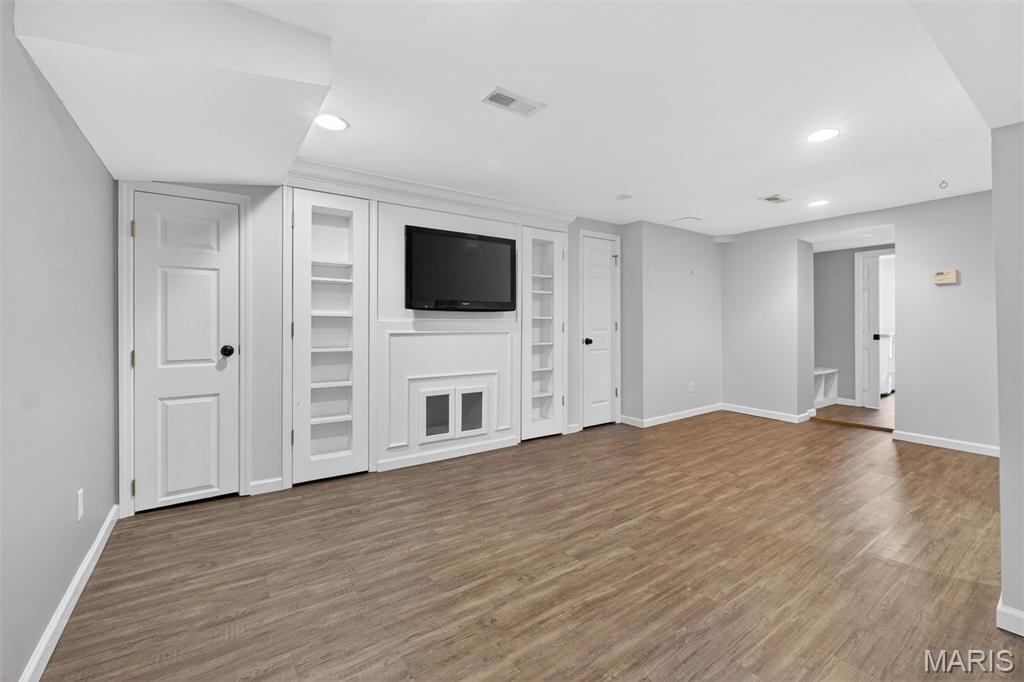 Dell Court - Residential