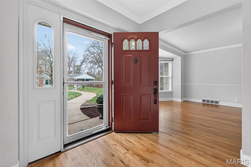 Photo of 20 Ladel Court, Olivette, MO 63132 (MLS # 26020094)