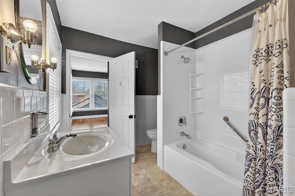 Dell Court - Residential