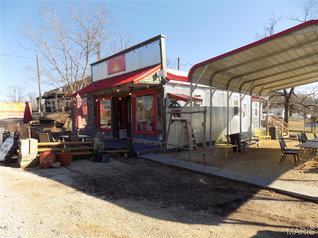 none - Commercial Sale