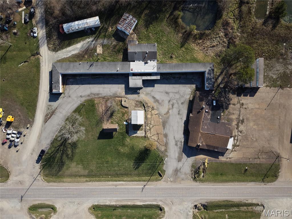 Deguires Sub - Commercial Sale