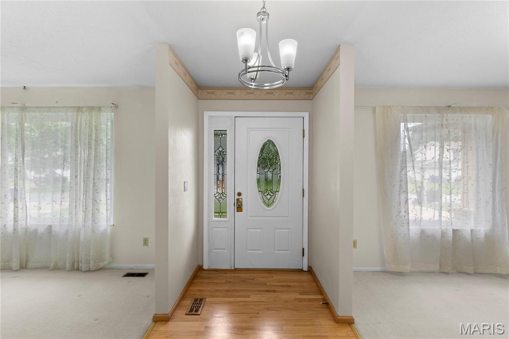 St Peters, Missouri 63376, United States, 3 Bedrooms Bedrooms, ,2 BathroomsBathrooms,Residential,Pending,145070