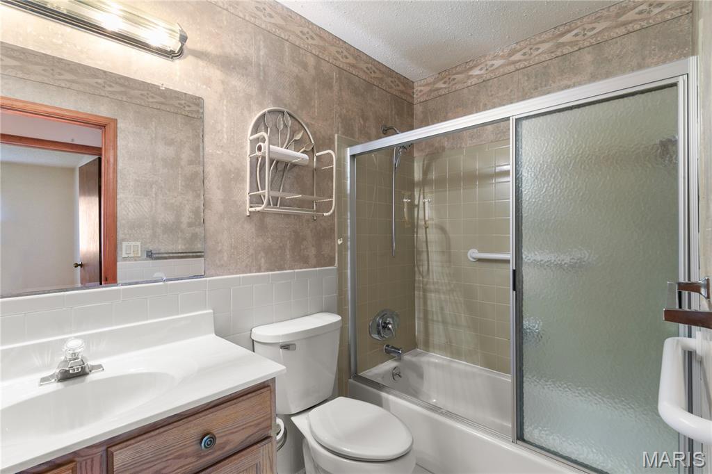 St Peters, Missouri 63376, United States, 3 Bedrooms Bedrooms, ,2 BathroomsBathrooms,Residential,Pending,145070