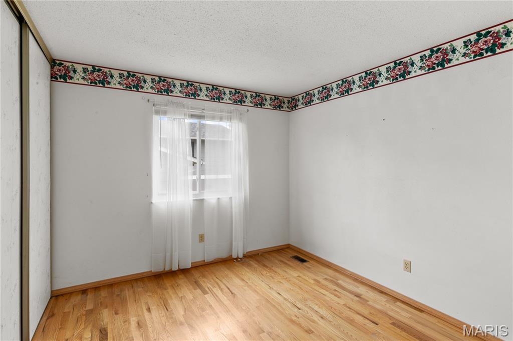 St Peters, Missouri 63376, United States, 3 Bedrooms Bedrooms, ,2 BathroomsBathrooms,Residential,Pending,145070