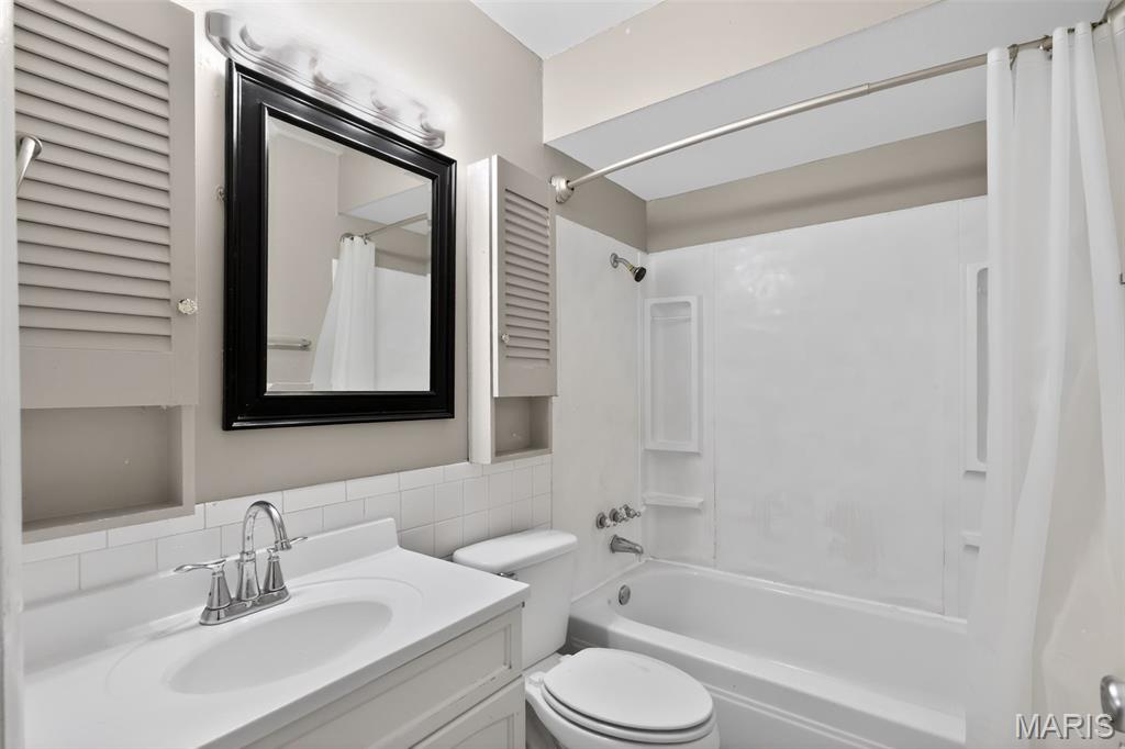 Hathaway Manor 4 Lts 413-419 & 5 - Residential