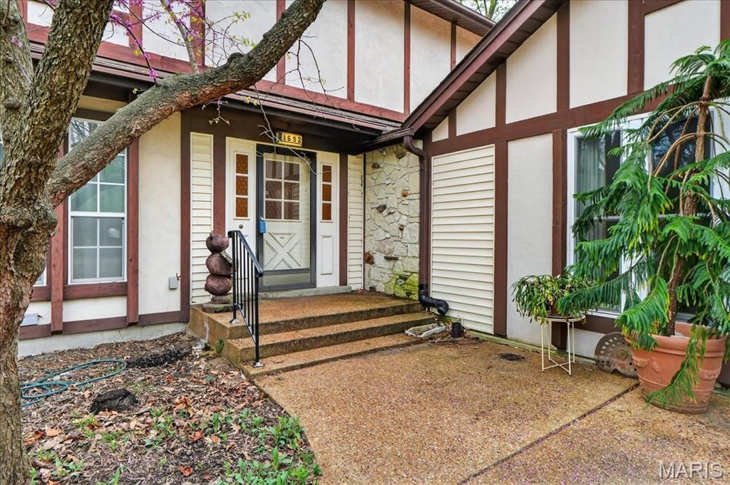 Photo of 1692 Carman Road, Manchester, MO 63021 (MLS # 26019634)