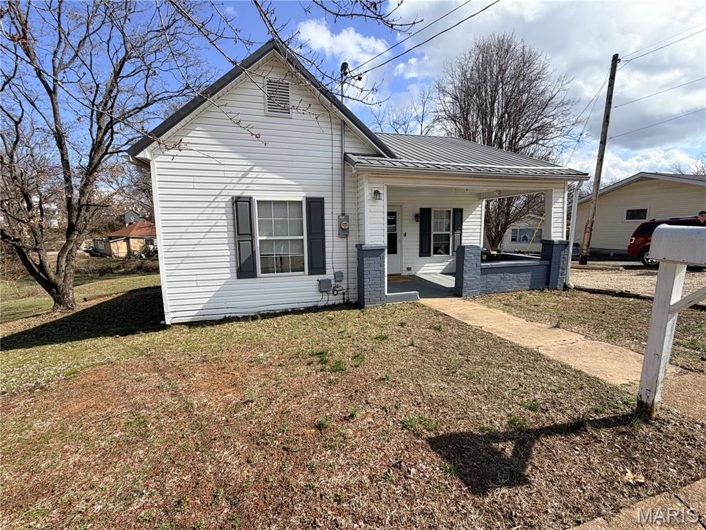 Photo of 306 Field Street, Park Hills, MO 63601 (MLS # 26013046)