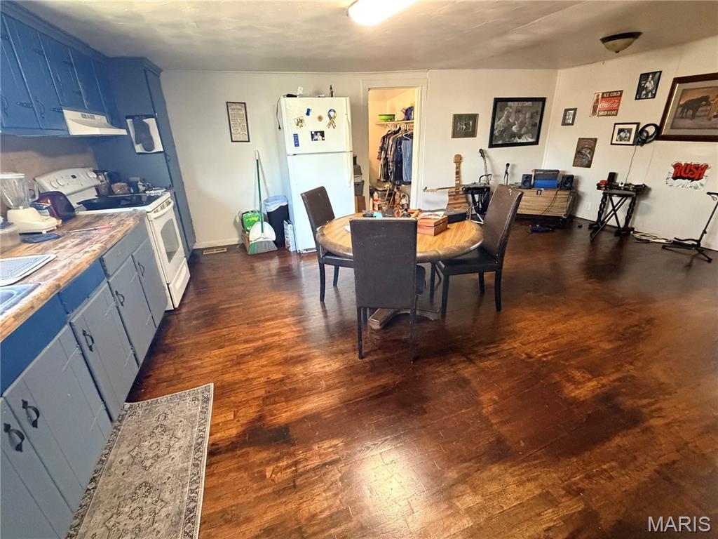 Flat River - Residential