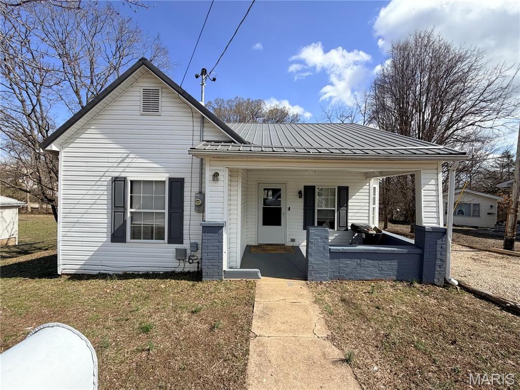 Photo of 306 Field Street, Park Hills, MO 63601 (MLS # 26013046)