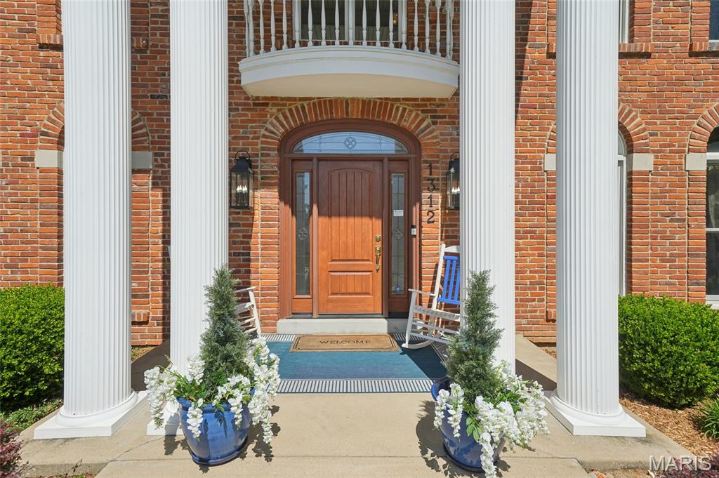 1312 Riverdale Circle