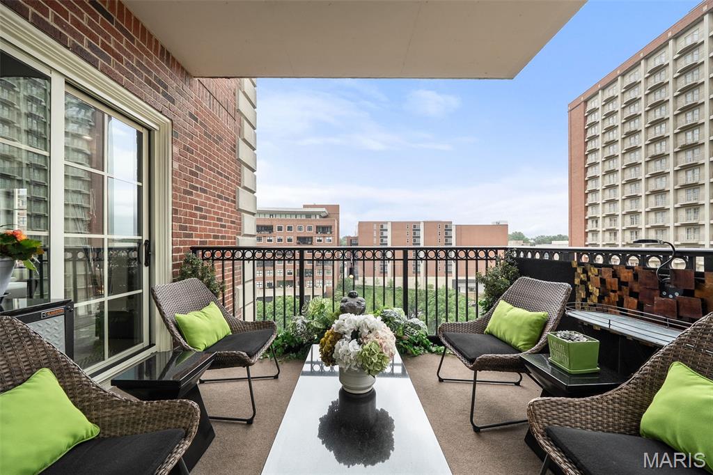 Plaza in Clayton - Residential