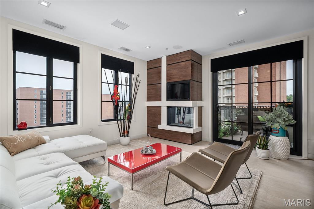 Plaza in Clayton - Residential