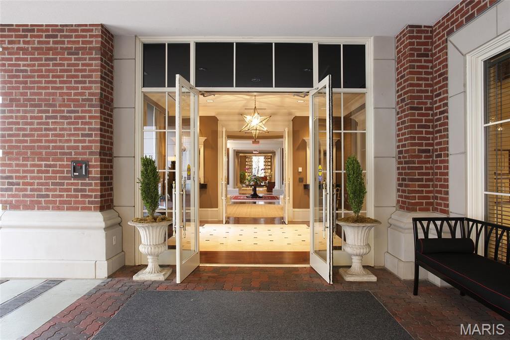 Plaza in Clayton - Residential