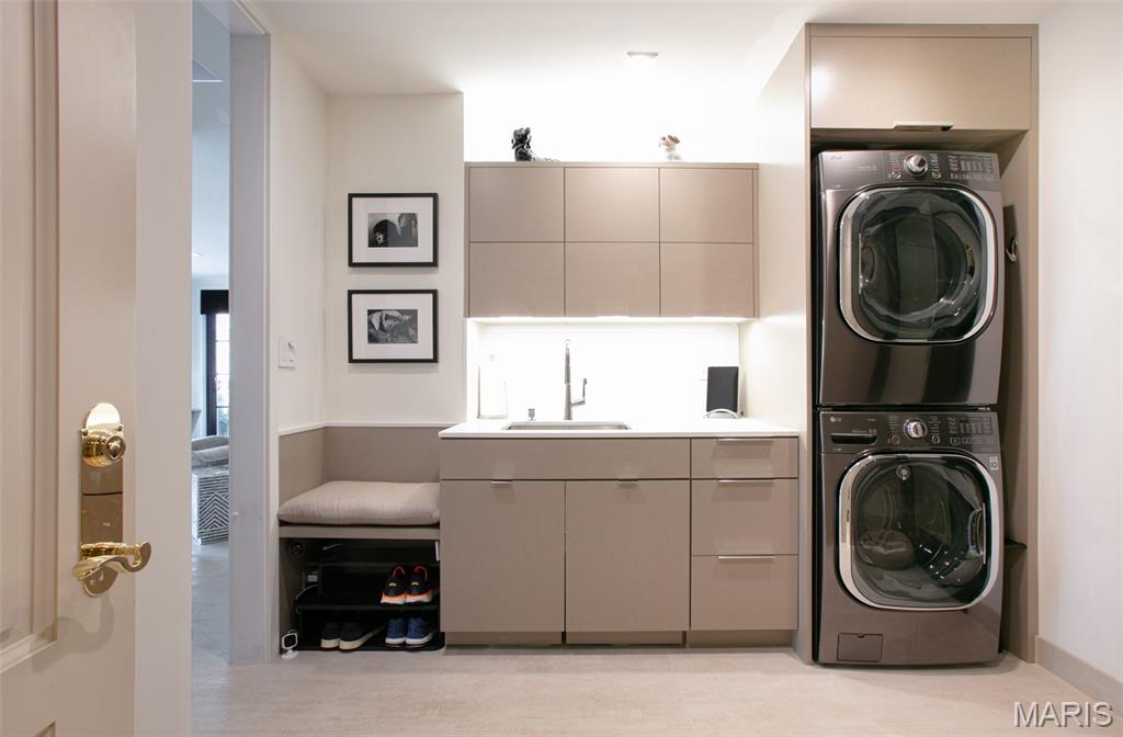 Plaza in Clayton - Residential