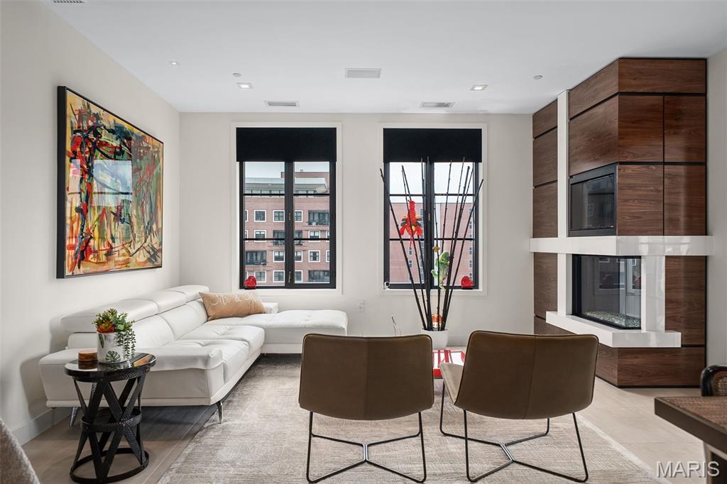 Plaza in Clayton - Residential