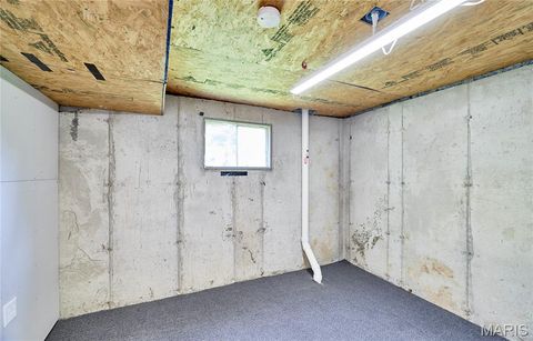 Tiny photo for 1211 Big Bend Road, Ballwin, MO 63021 (MLS # 26009990)