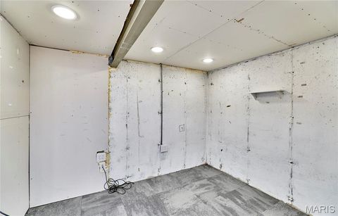 Tiny photo for 1211 Big Bend Road, Ballwin, MO 63021 (MLS # 26009990)