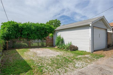 Tiny photo for 4131 Utah Street, St Louis, MO 63116 (MLS # 26030867)