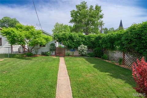Tiny photo for 4131 Utah Street, St Louis, MO 63116 (MLS # 26030867)