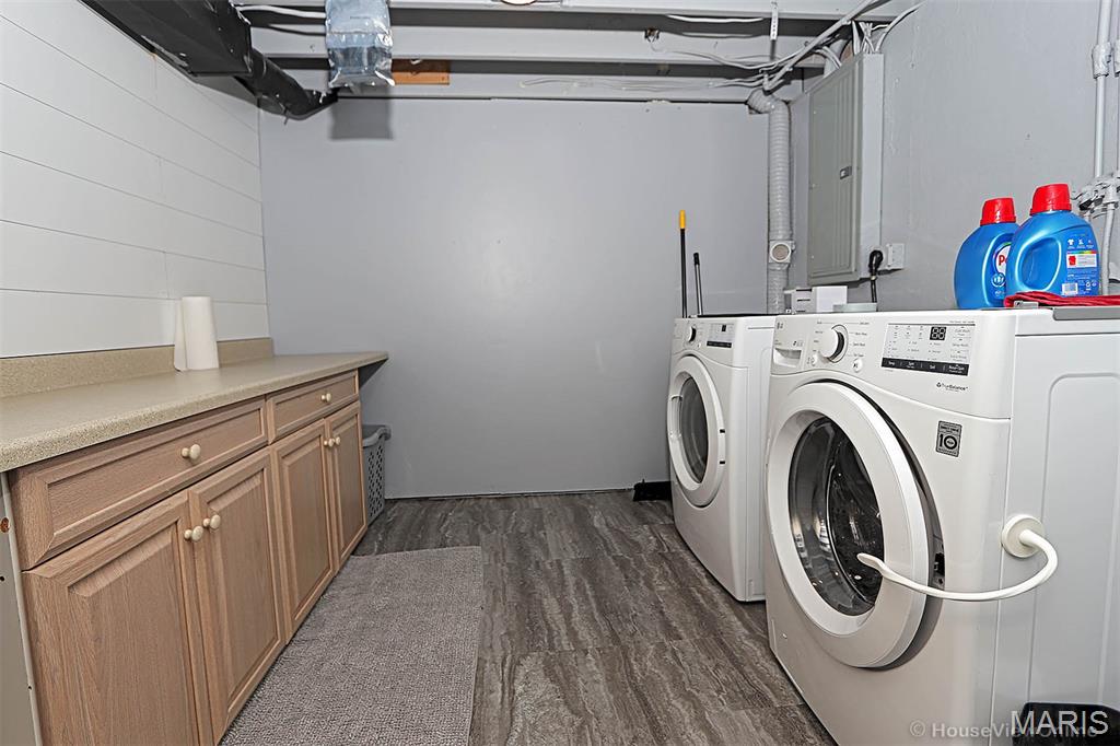 Groves 2nd - Residential