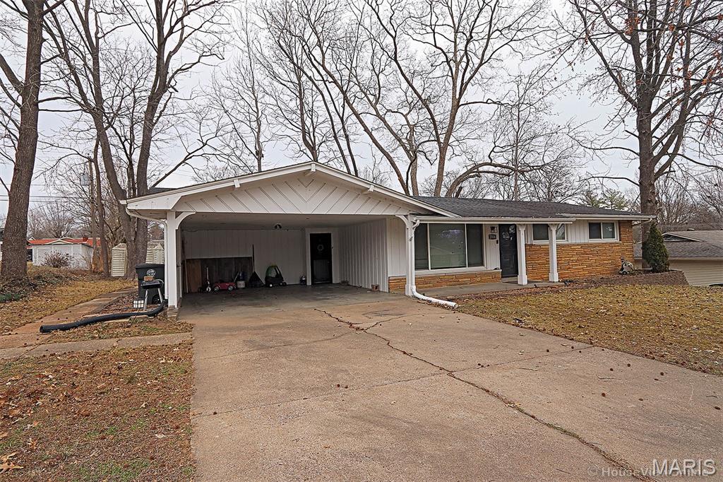 Groves 2nd - Residential