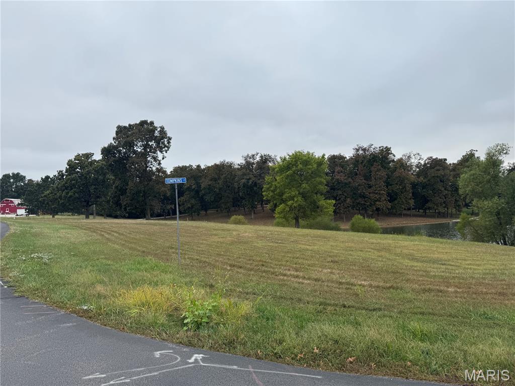 Tompkins Ridge - Land